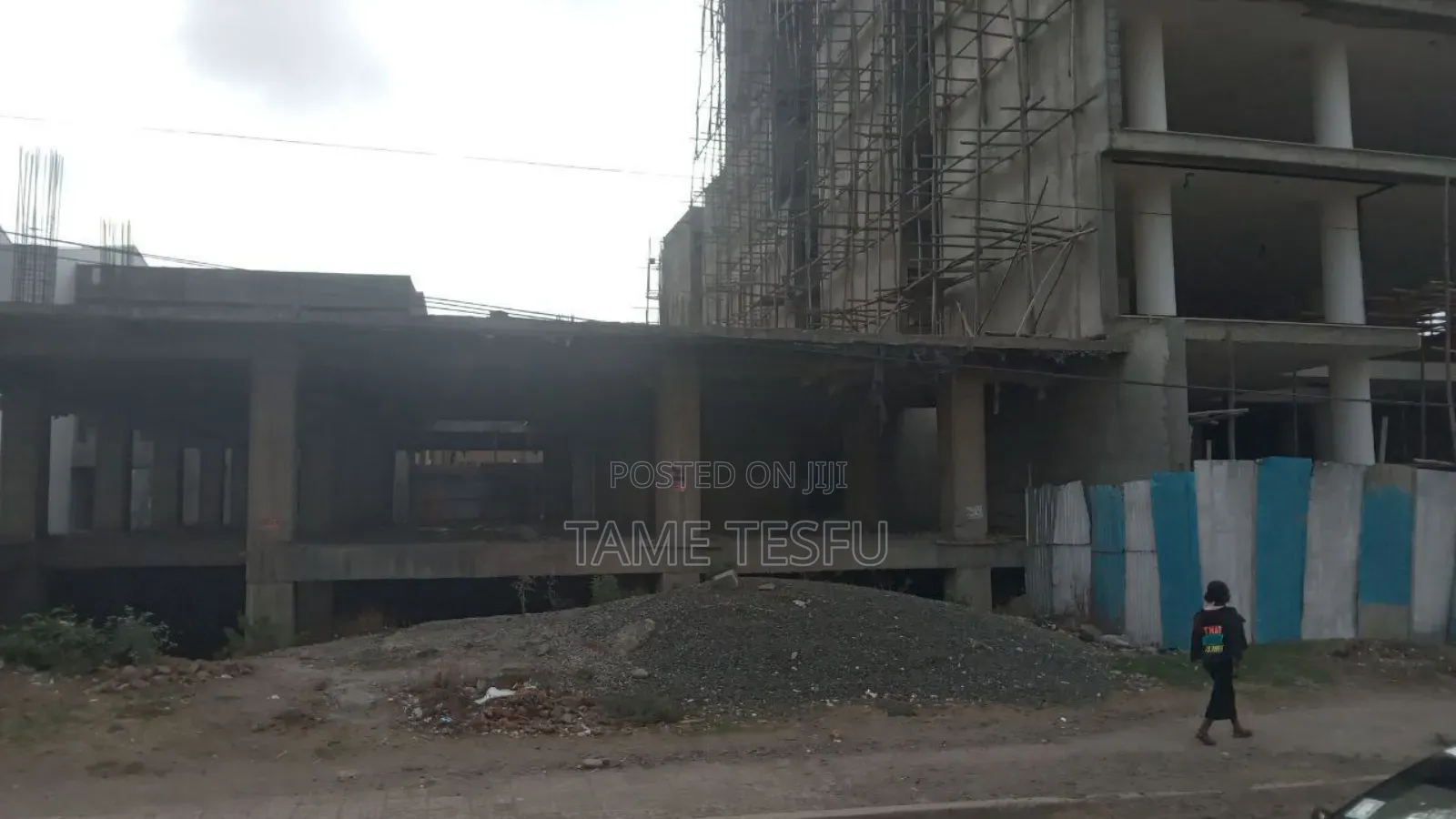 8bdrm House in ሀያት, Bole for sale