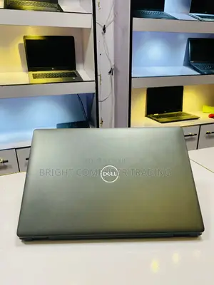 Laptop Dell Latitude 5310 16GB Intel Core I7 SSD 512GB