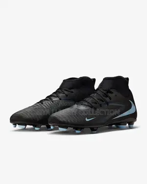 20,500 Birr Nike Phantom 6 Football Boot for Different Surfaces