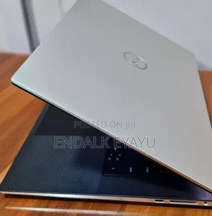 New Laptop Dell XPS 15 32GB Intel Core I7 SSD 512GB