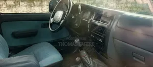 Toyota Hilux 2002 Red