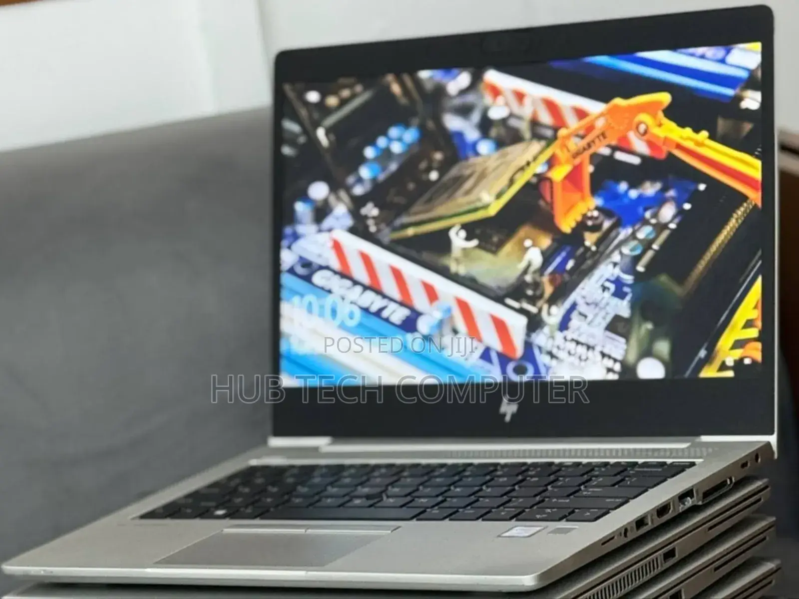 New Laptop HP EliteBook 830 G5 16GB AMD Ryzen 7 SSD 512GB