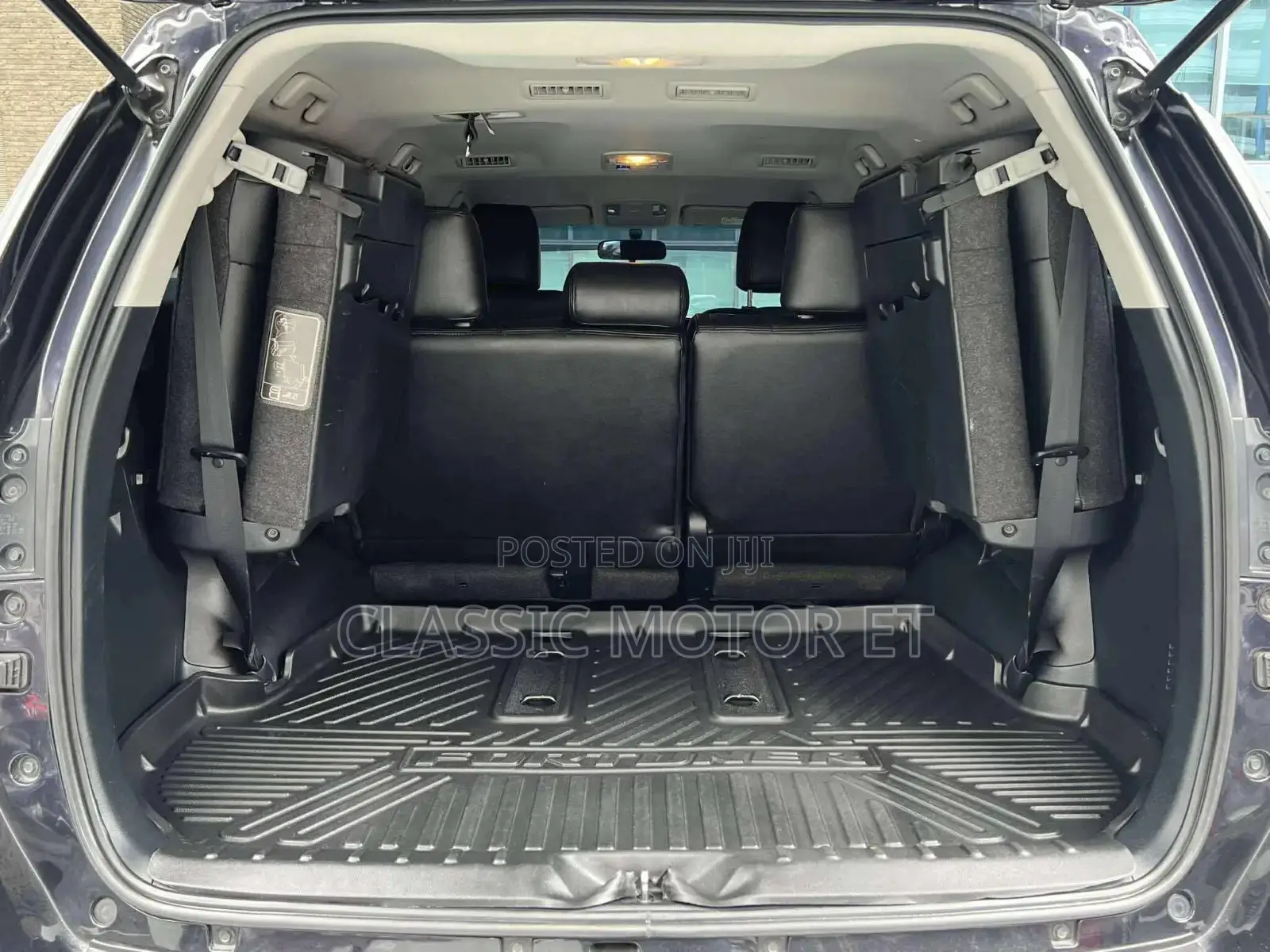 Toyota Fortuner 2.8 D AWD 2023 Black