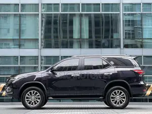 Toyota Fortuner 2.8 D AWD 2023 Black