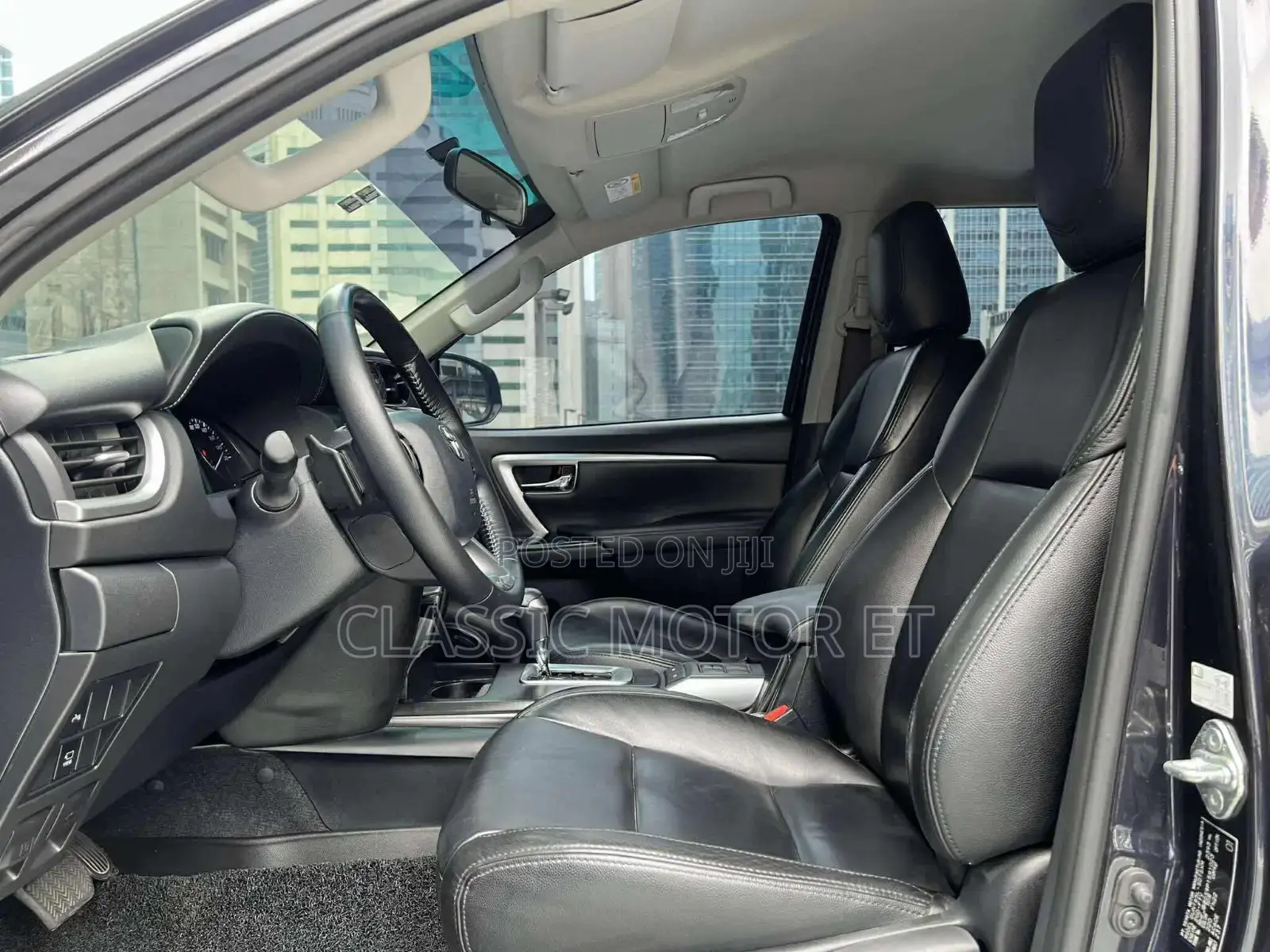 Toyota Fortuner 2.8 D AWD 2023 Black