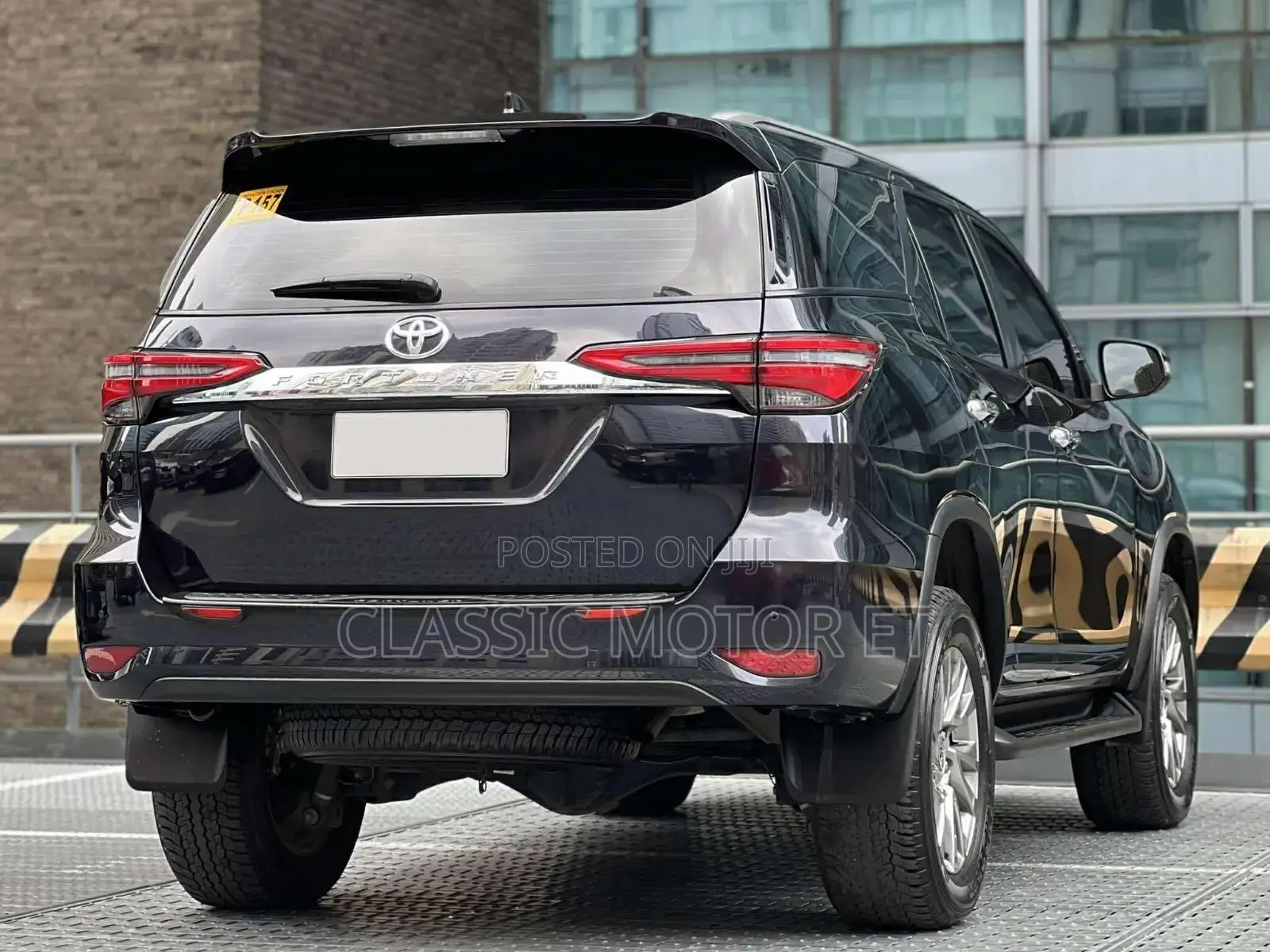 Toyota Fortuner 2.8 D AWD 2023 Black