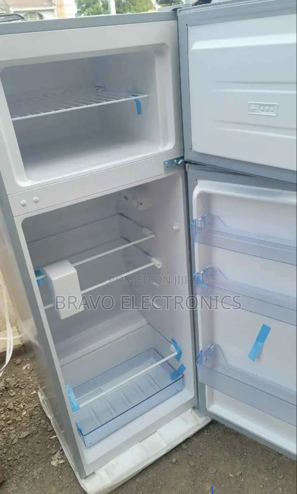 Ignis 276l Refrigerator – Modern Cooling for Every Home