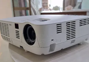 High Quality Nec V300x Projector  Clean Condition | Model: V300x