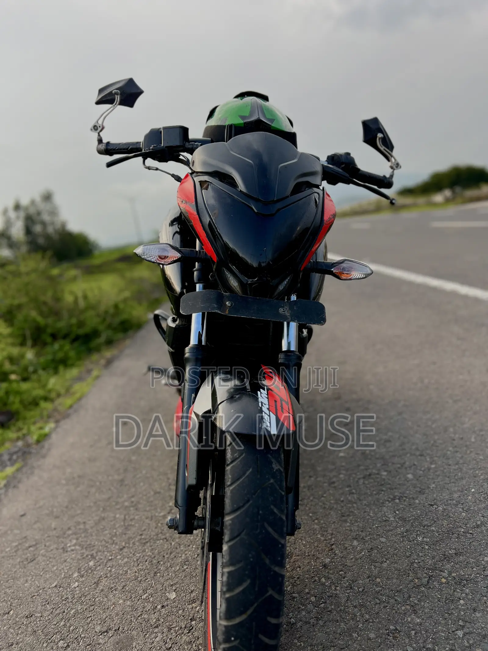 Bajaj Pulsar NS 200 2018 Red
