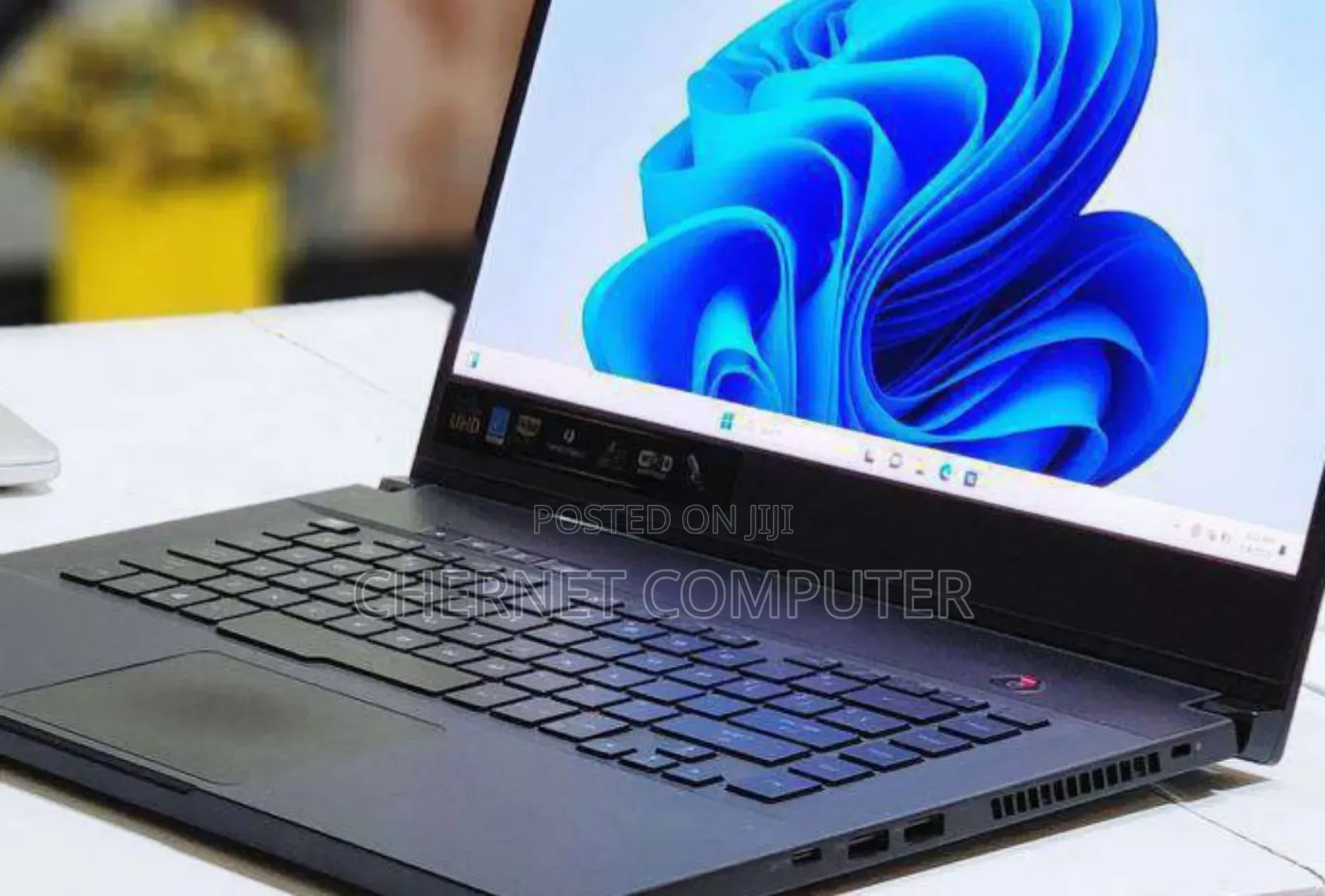 New Laptop Asus ROG Zephyrus G15 16GB Intel Core I7 SSD 512GB