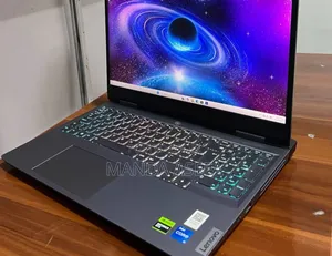 New Laptop Lenovo LOQ 15IRH8 16GB Intel Core I5 SSD 512GB