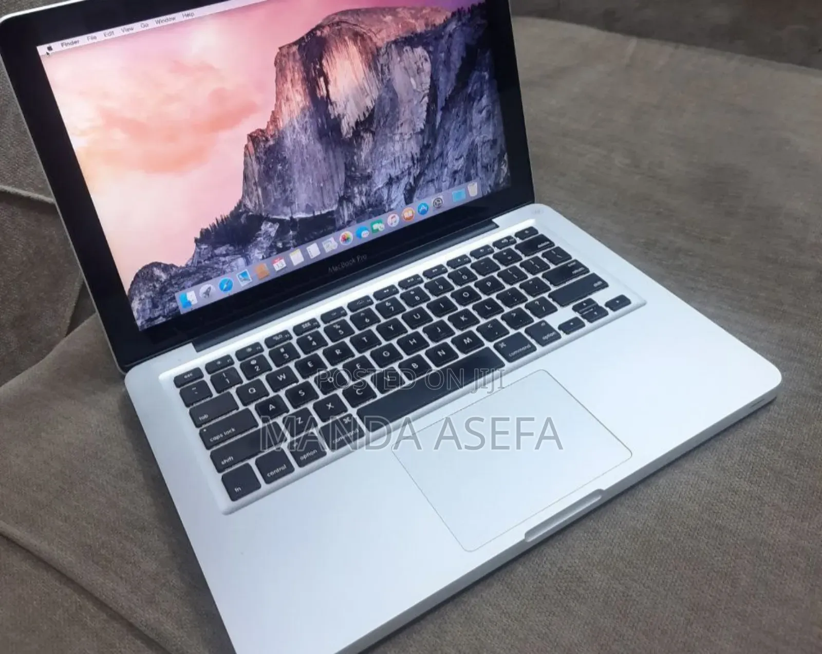 New Laptop Apple MacBook Pro 2012 4GB Intel Core I5 HDD 500GB