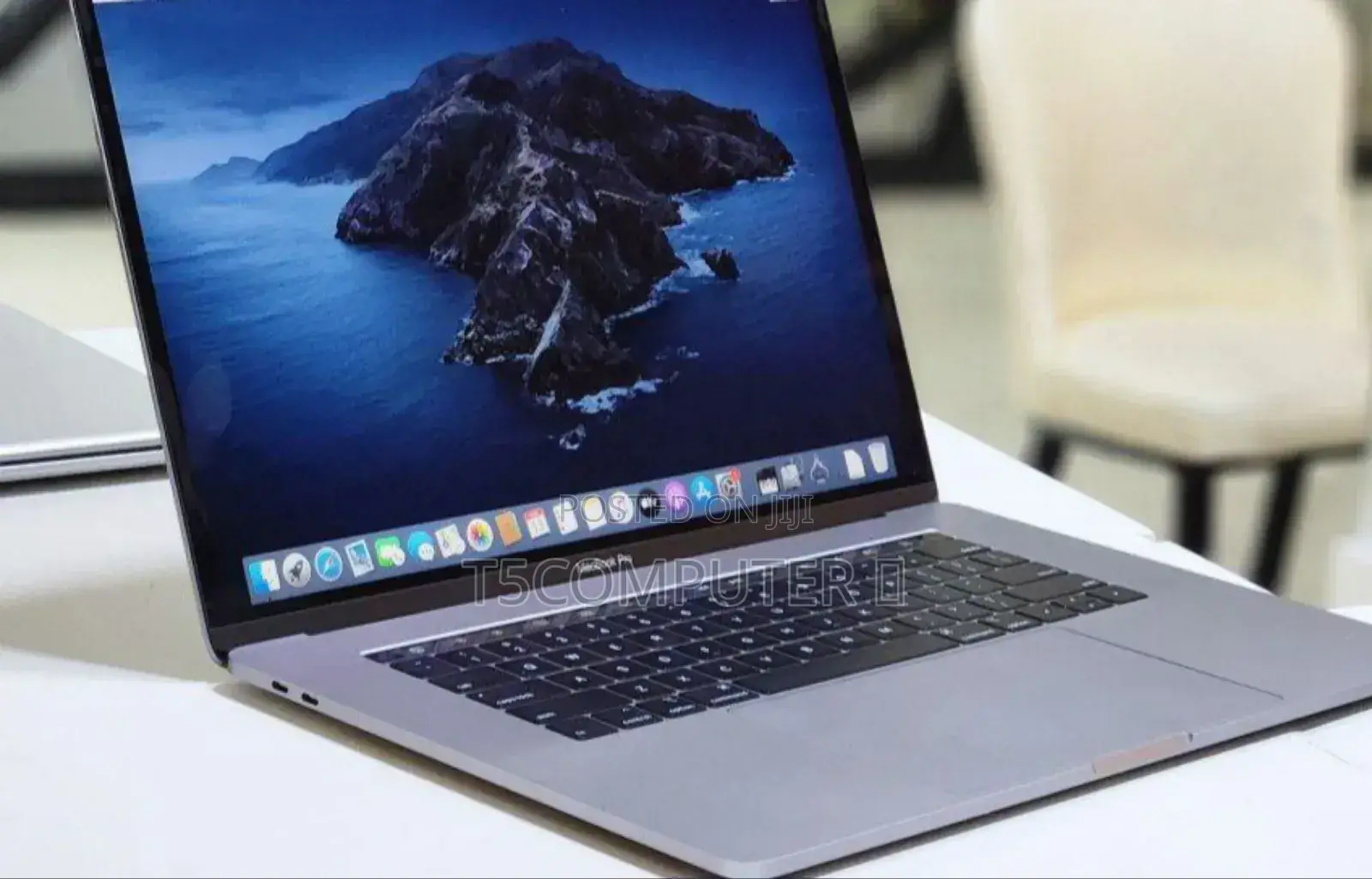 New Laptop Apple MacBook Pro 2019 16GB Intel Core I9 SSD 512GB