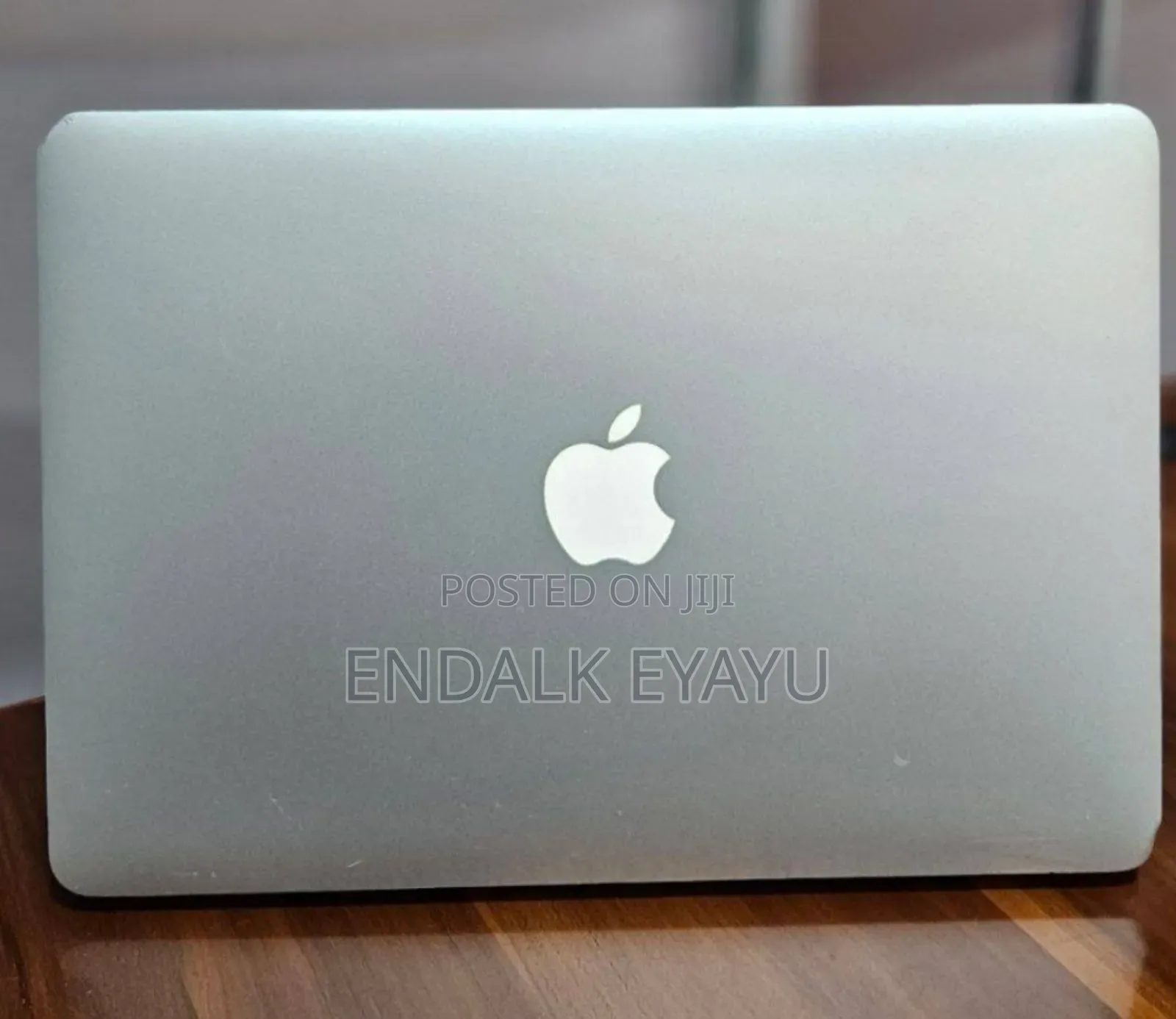 New Laptop Apple MacBook Air 2015 8GB Intel Core I5 SSD 256GB