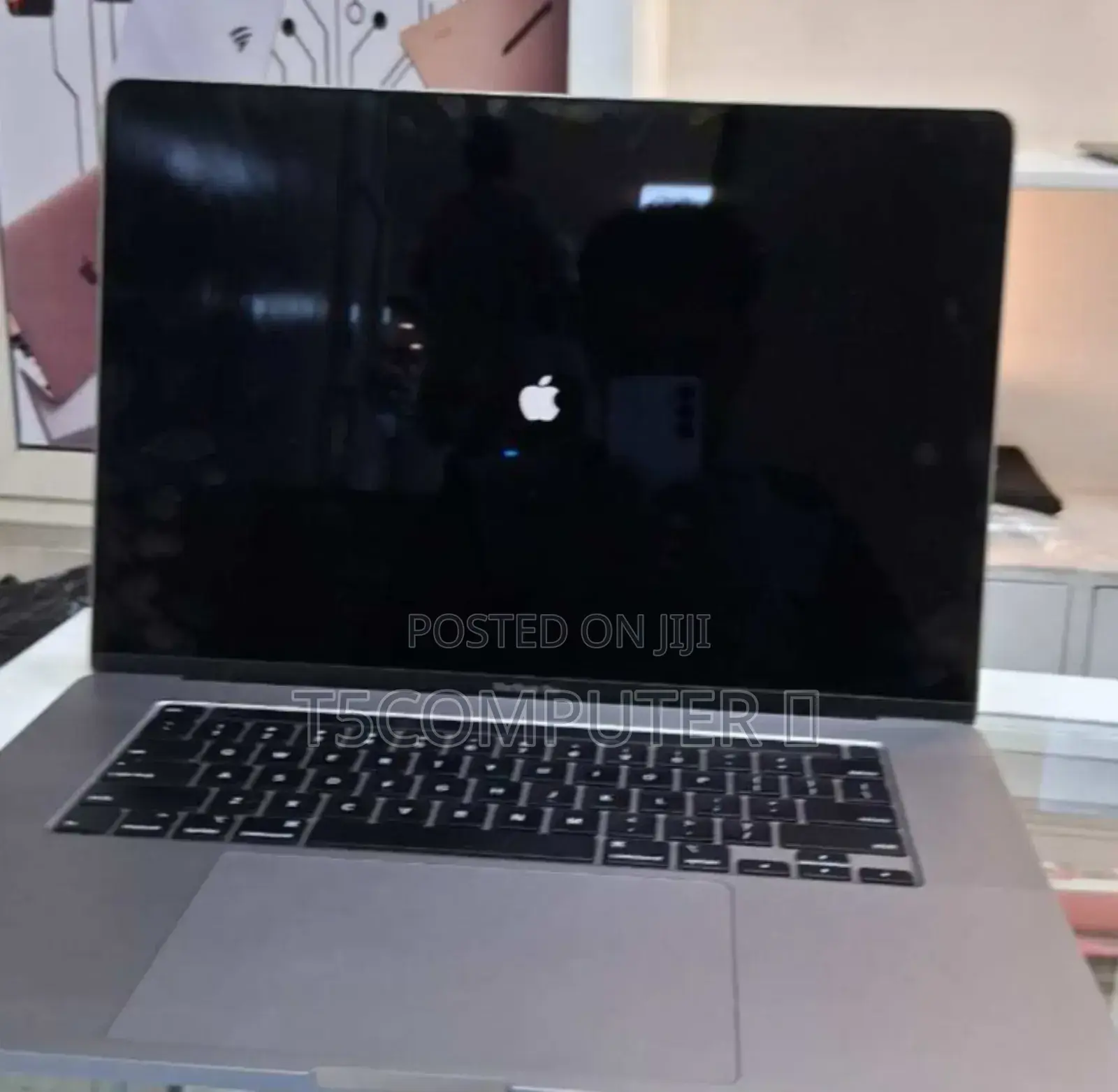 New Laptop Apple MacBook Pro 2019 32GB Intel Core I7 SSD 1T