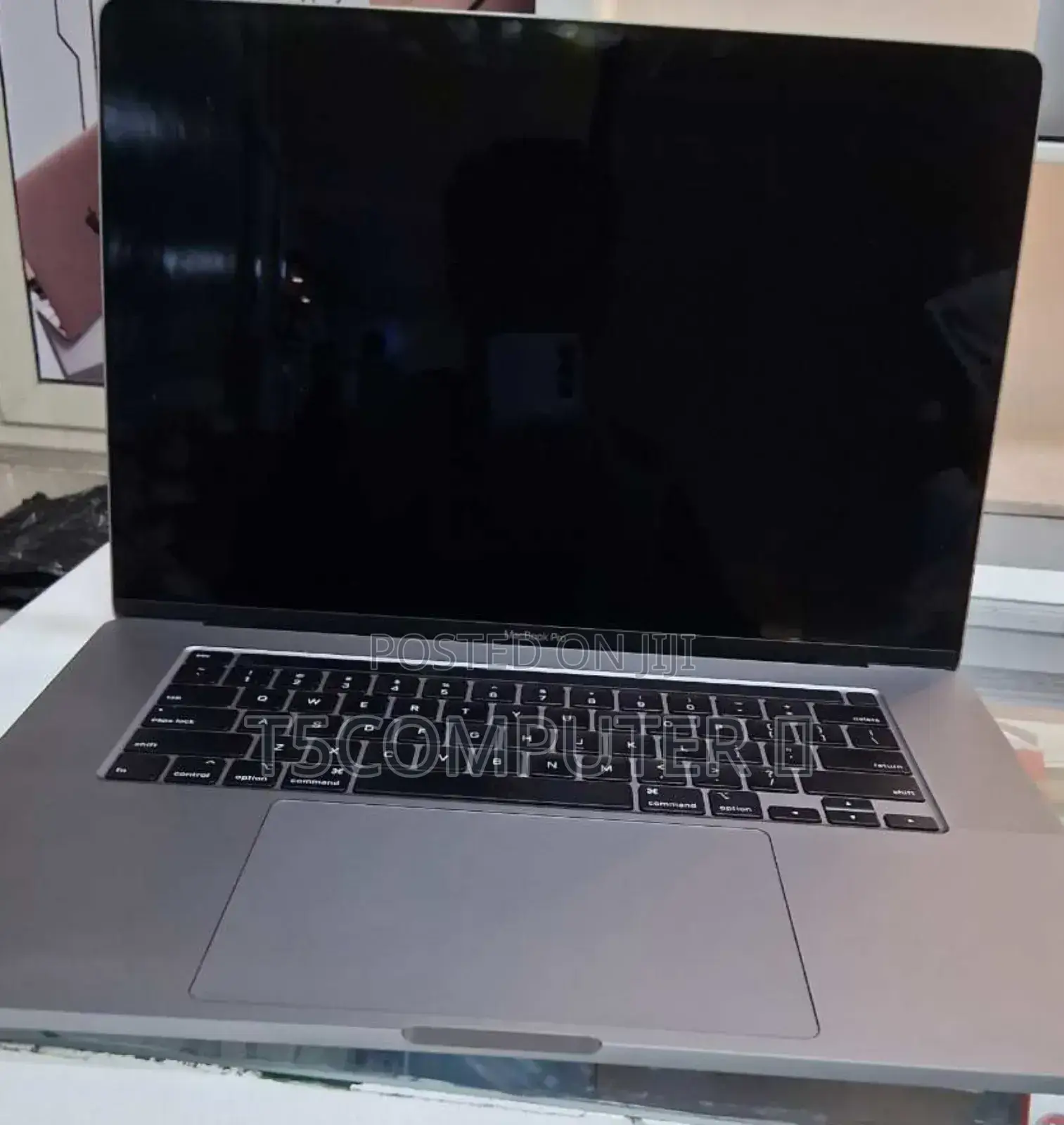 New Laptop Apple MacBook Pro 2019 32GB Intel Core I7 SSD 1T