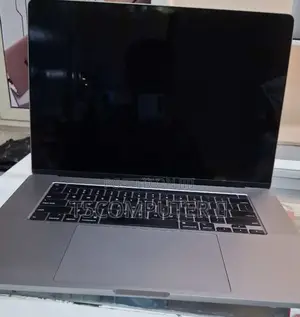 New Laptop Apple MacBook Pro 2019 32GB Intel Core I7 SSD 1T