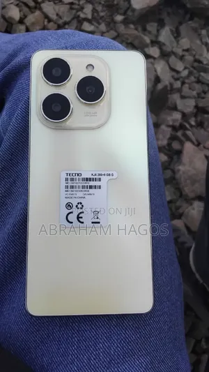 Tecno Spark 20 Pro 256 GB Gold