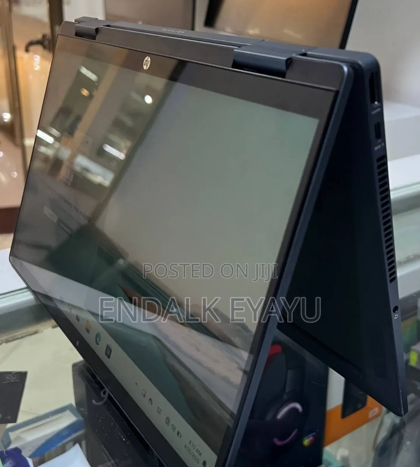 New Laptop HP Pavilion X360 8GB Intel Core I3 SSD 256GB