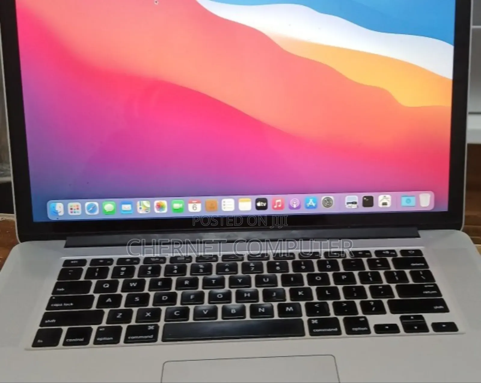 New Laptop Apple MacBook Pro 2015 16GB Intel Core I7 SSD 256GB