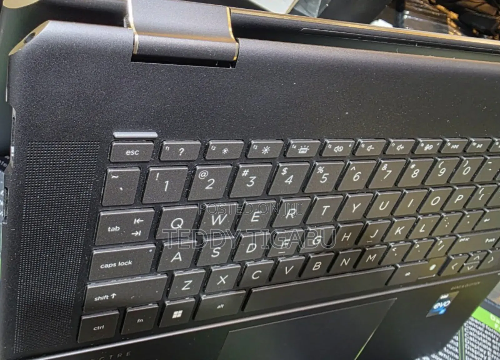 New Laptop HP Spectre 14 16GB Intel Core I7 SSD 1T