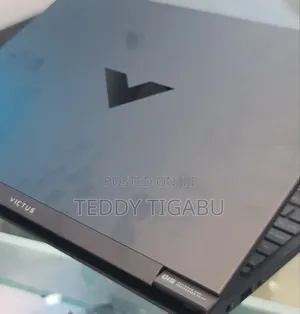 New Laptop HP Victus 15 16GB Intel Core I7 SSD 512GB