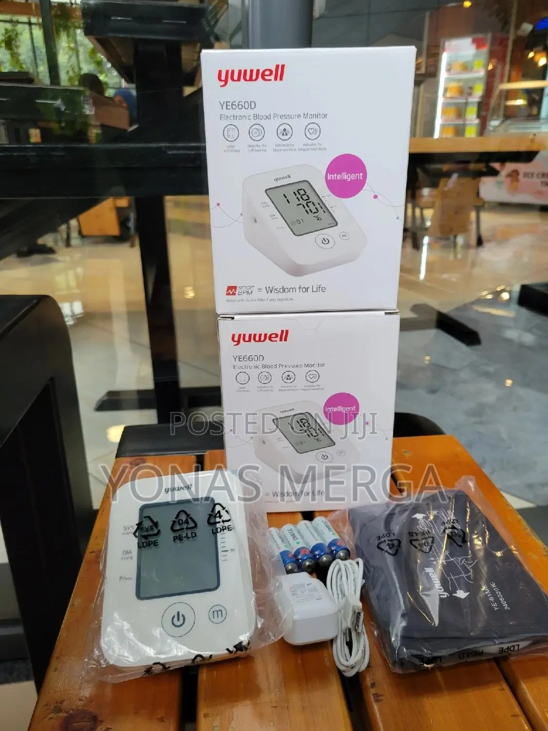 Blood Pressure Monitor画魩bpm₯≠Start/Stop Button for Effortless Readings