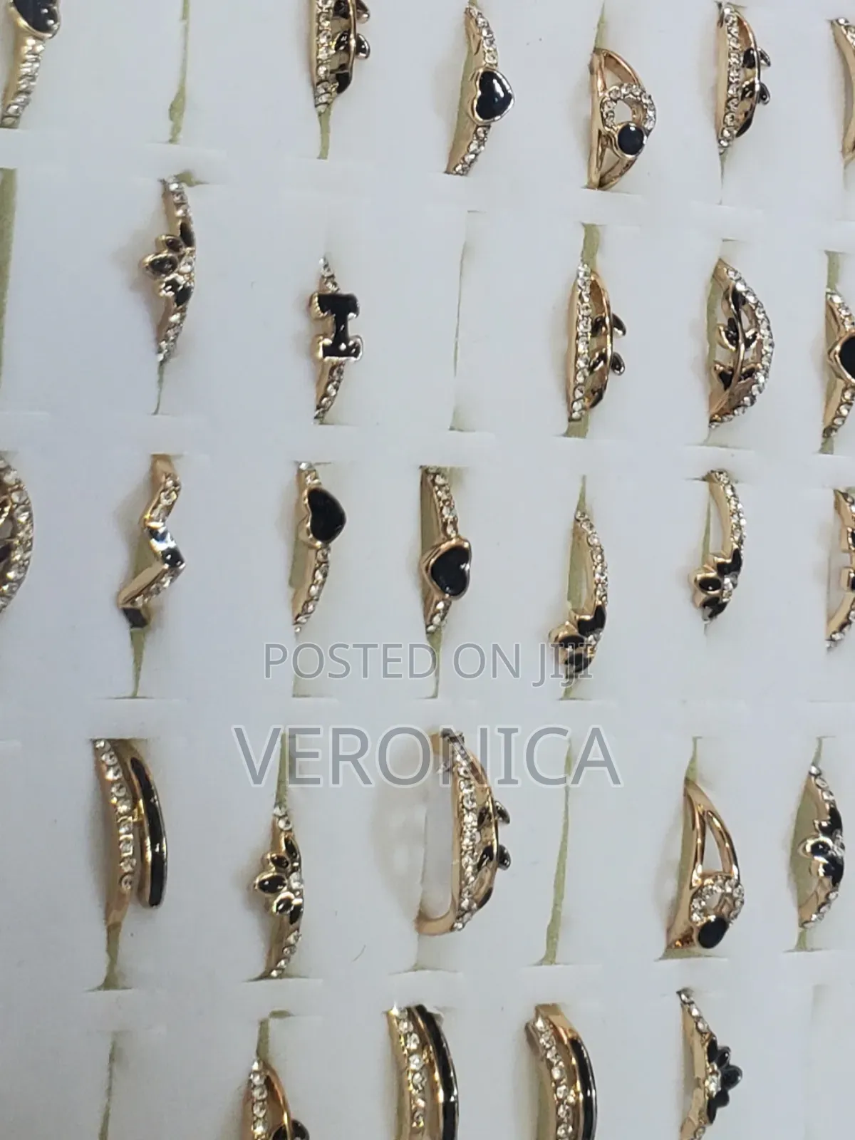 Rings Black and Gold