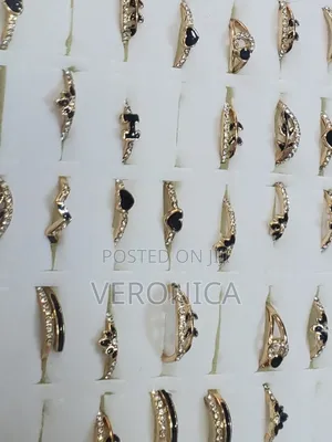 Rings Black and Gold