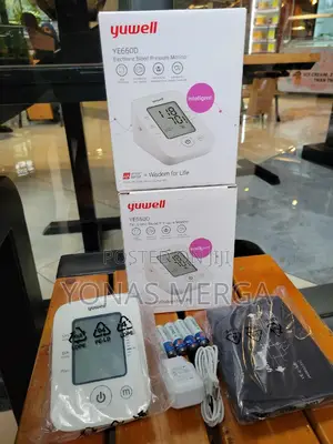 Photo - Blood Pressure Monitor两፬bp Machine鬻٥bpm酮blood Pressure Range Indicator