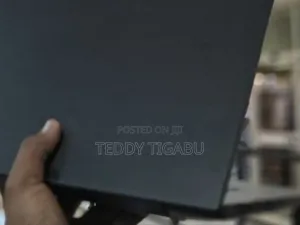 New Laptop Lenovo 16GB Intel Core I7 SSD 512GB