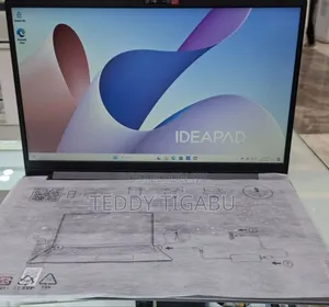 Photo - Laptop Lenovo Ideapad 3 16GB AMD Ryzen 5 SSD 512GB