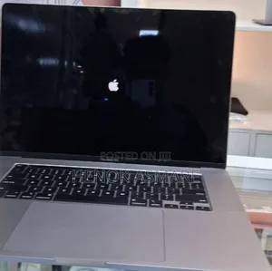 New Laptop Apple MacBook Pro 2019 32GB Intel Core I7 SSD 1T