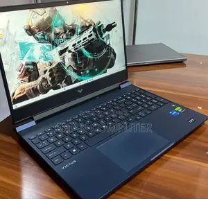 New Laptop HP OmniBook Ultra Flip 14" 16GB Intel Core Ultra 9 SSD 1T