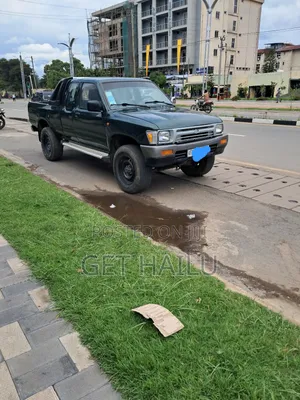 Toyota Hilux 1997 Green