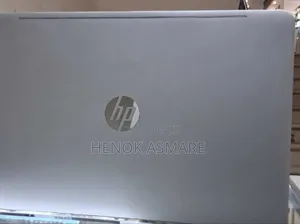 New Laptop HP Envy 15 8GB Intel Core I5 SSD 1T