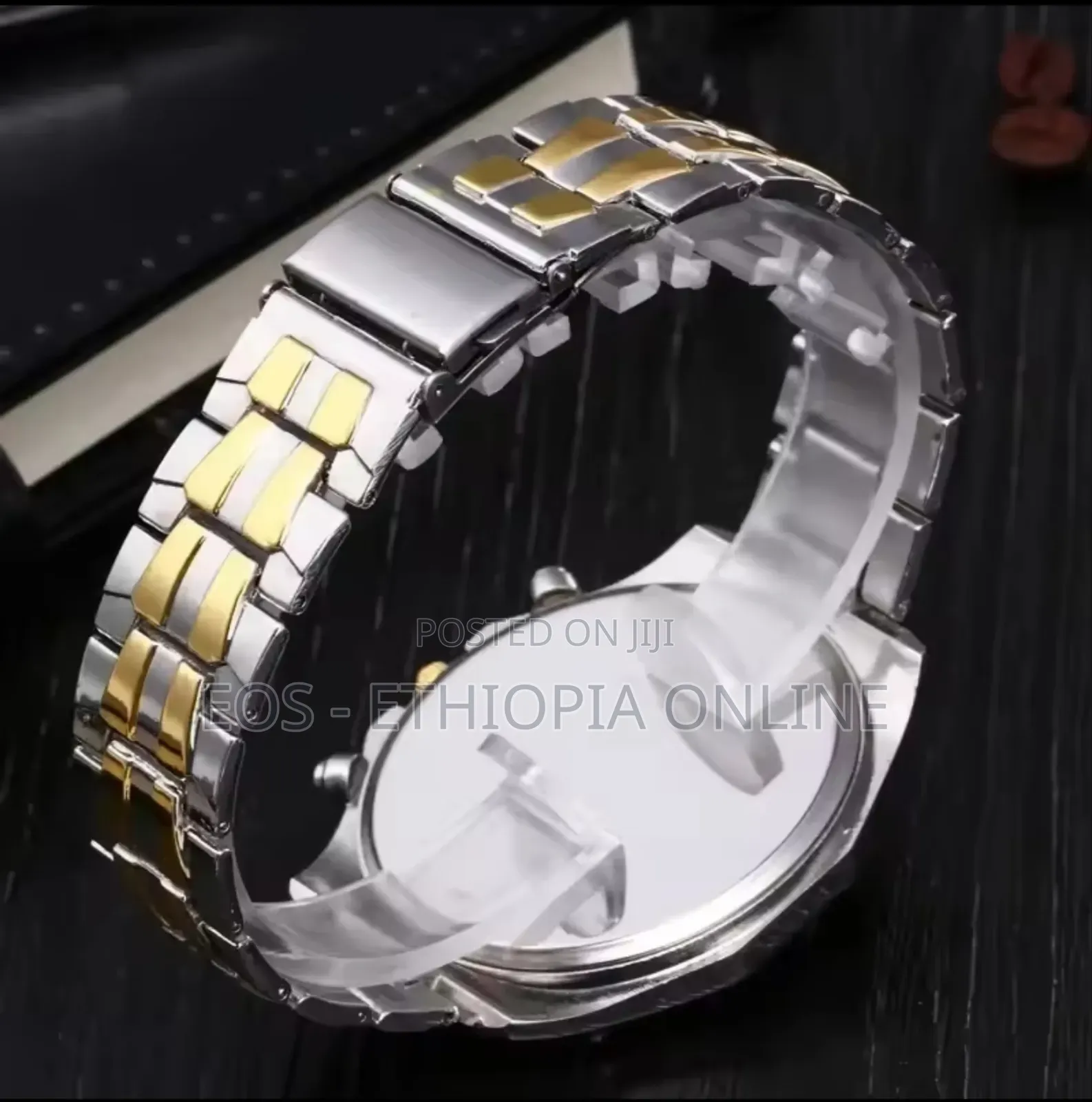 Classic Quartz Men's Watch. [Preorder]