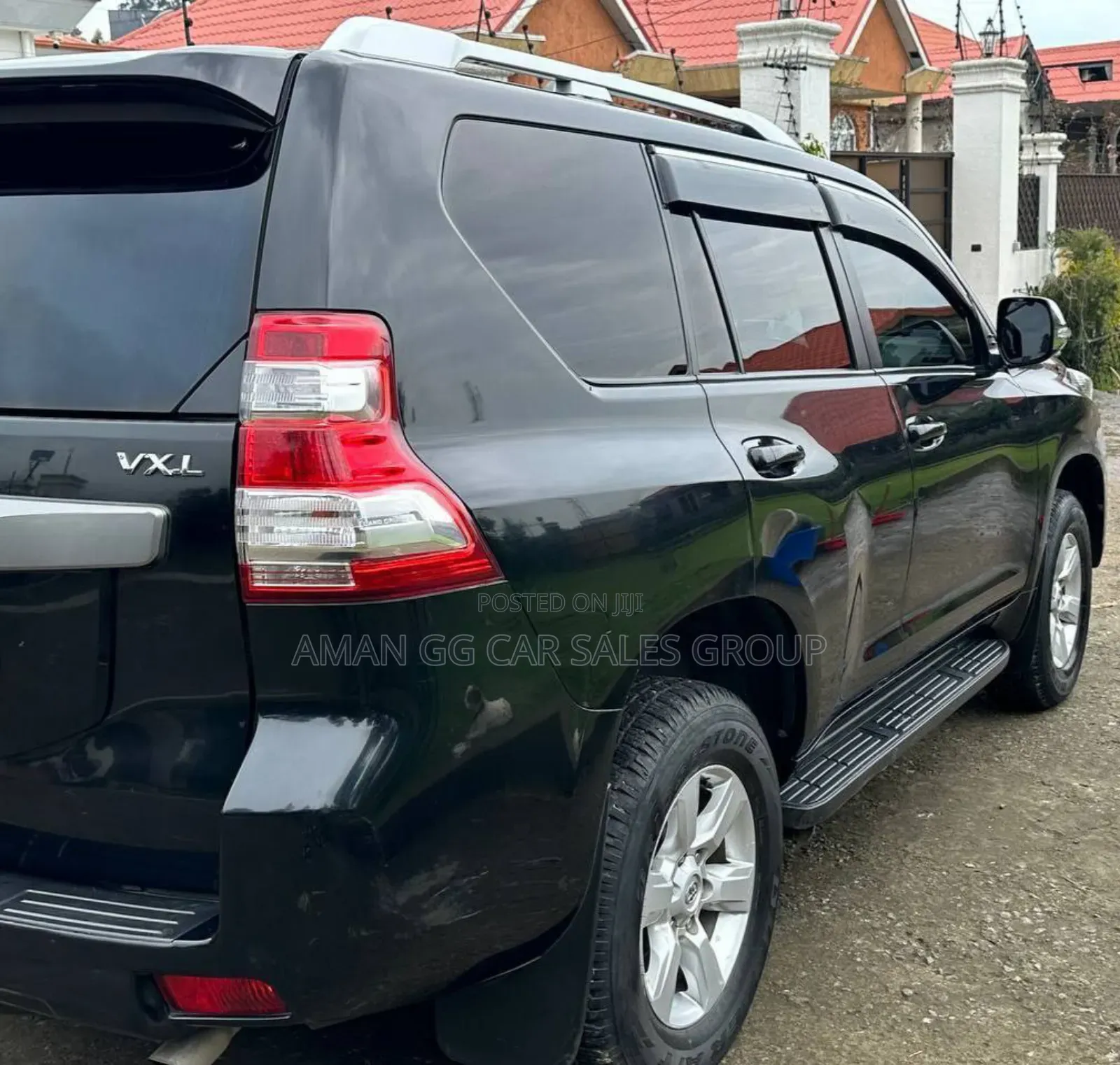 Toyota Hilux 2016 Black