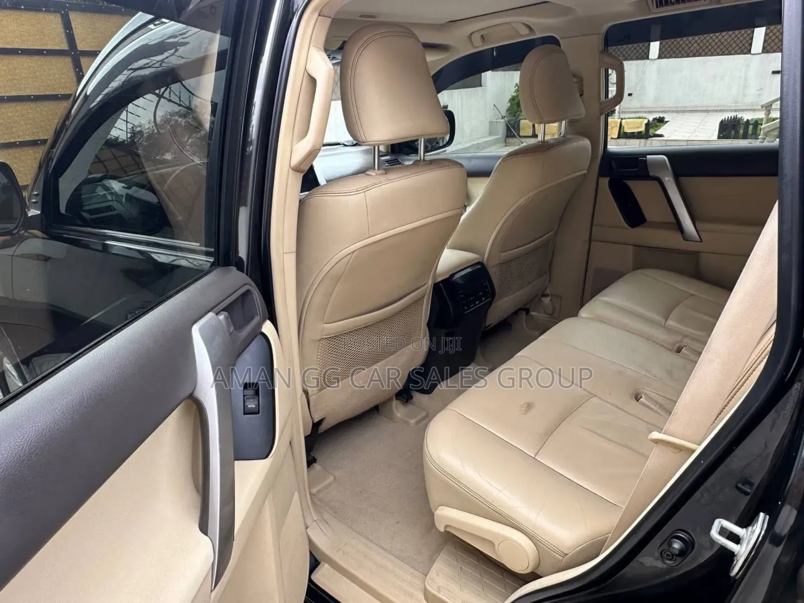 Toyota Hilux 2016 Black