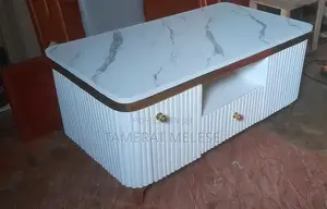 Photo - Central Table