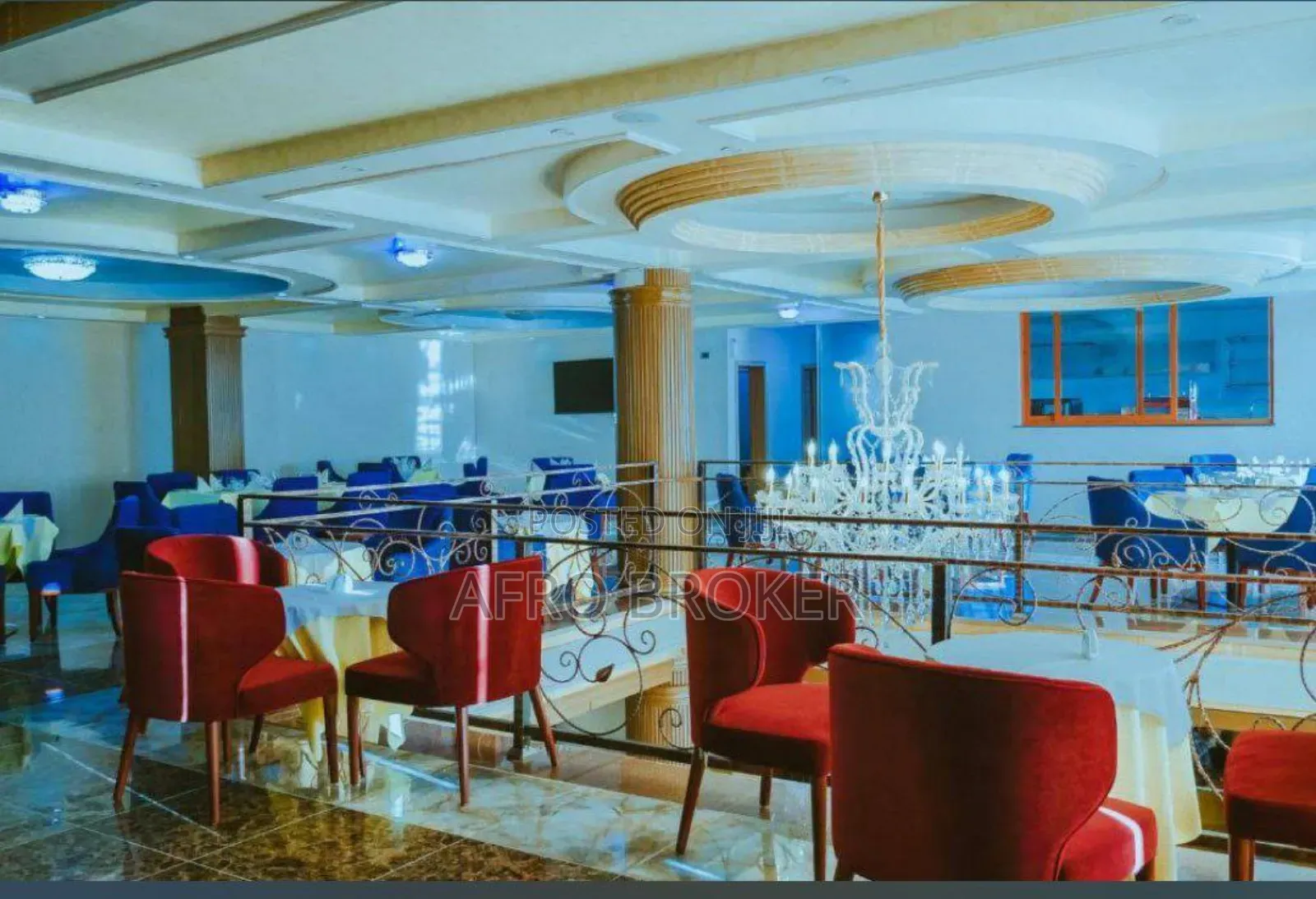 Commercial Building for Sell