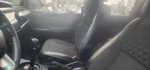 Toyota Hilux 2017 Silver