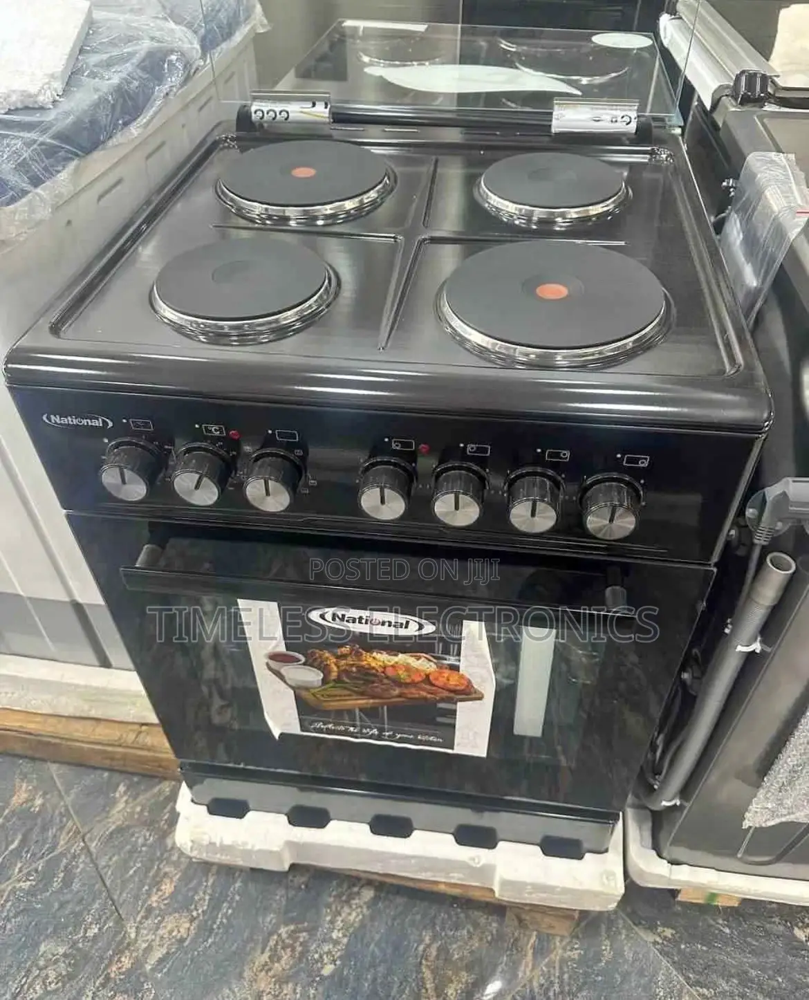 National 60×60 Oven – Brand New