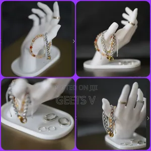 Jewelry Hand Display