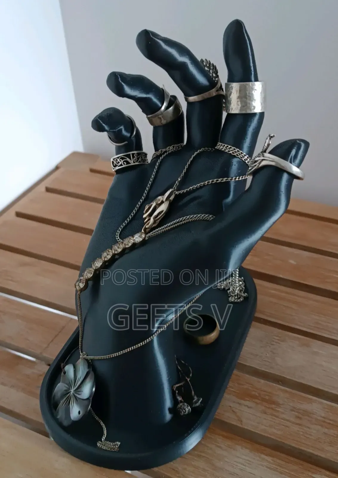 Jewelry Hand Display