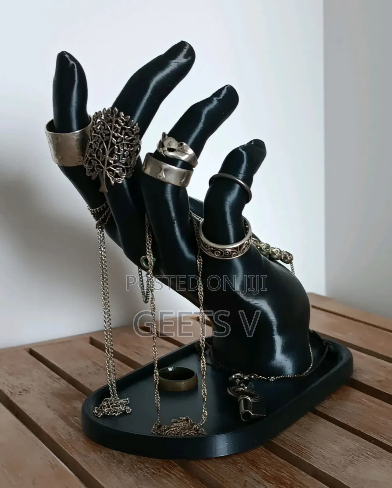 Jewelry Hand Display