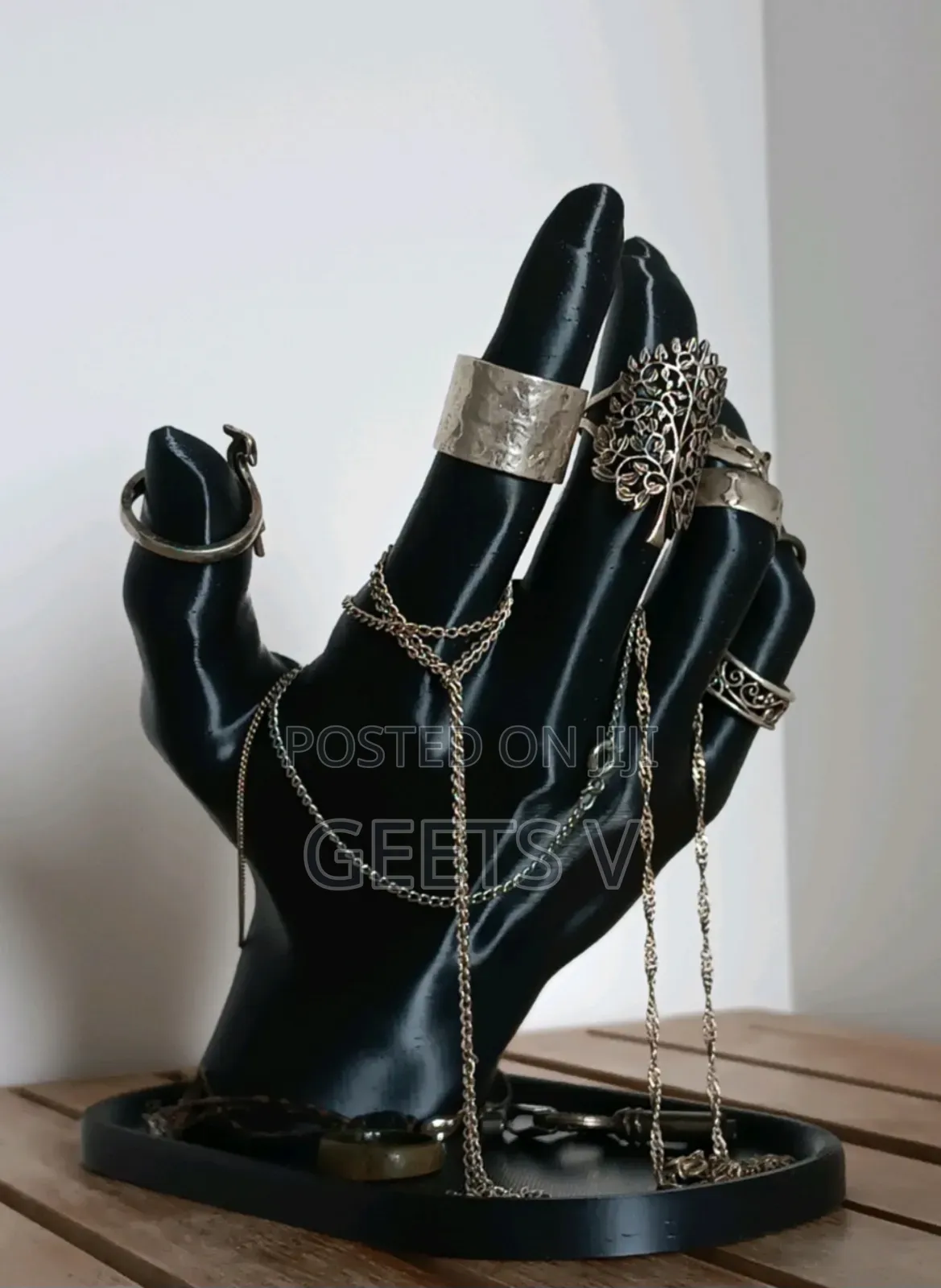 Jewelry Hand Display