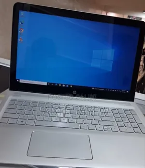 New Laptop HP Envy X360 8GB Intel Core i5 SSD 1T