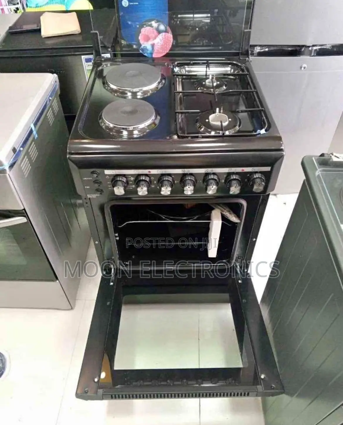 Kumtel 2 Gas + 2 Electric Oven – Versatile Efficient Cooking!