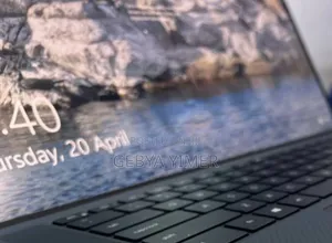 New Laptop Dell XPS 15 16GB Intel Core I7 SSD 512GB